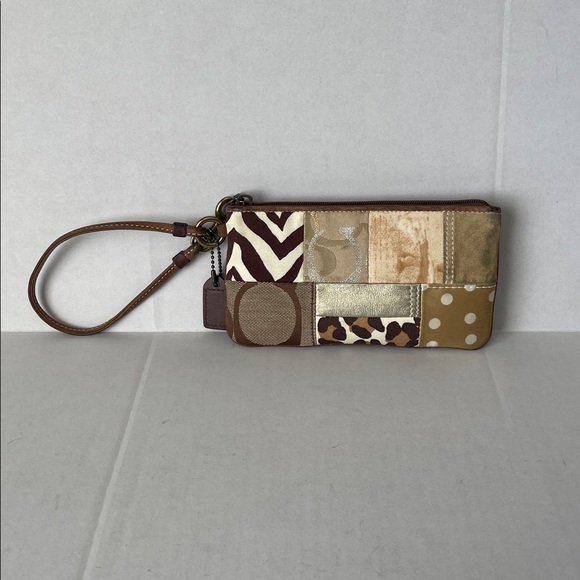 Coach Purse Shoulder Bag Ergo Signature Tote Patchwork  A0793 10810 W/ Wristlet - Picture 8 of 9